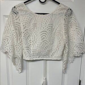 Elegant White Lace Women's Crop Top